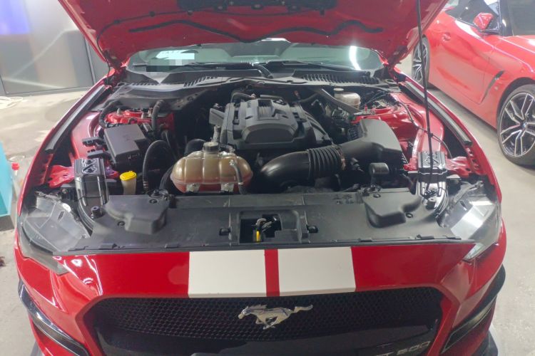 Used Ford Mustang 2018 2.3L EcoBoost Engine Bay