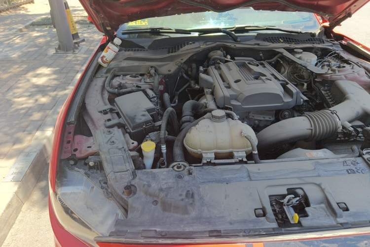 Used Ford Mustang 2018 2.3L EcoBoost Engine Bay Right