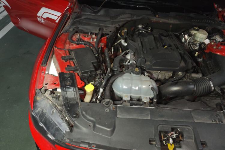 Used Ford Mustang 2018 2.3L EcoBoost Engine Bay Right