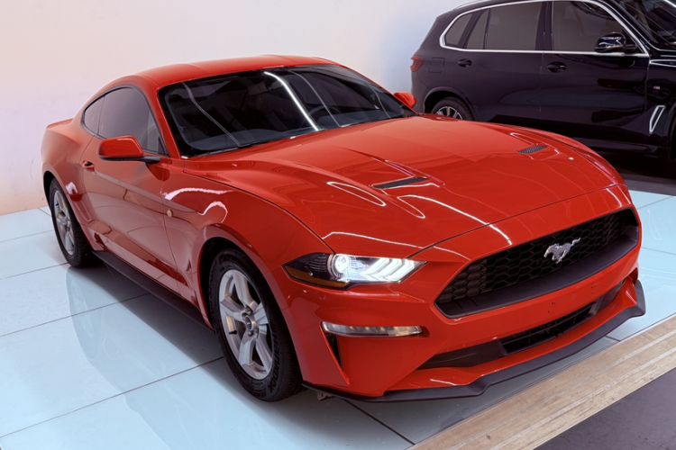 Used Ford Mustang 2018 2.3T Automatic Hardtop Standard Trim U.S. Specification Exterior 1