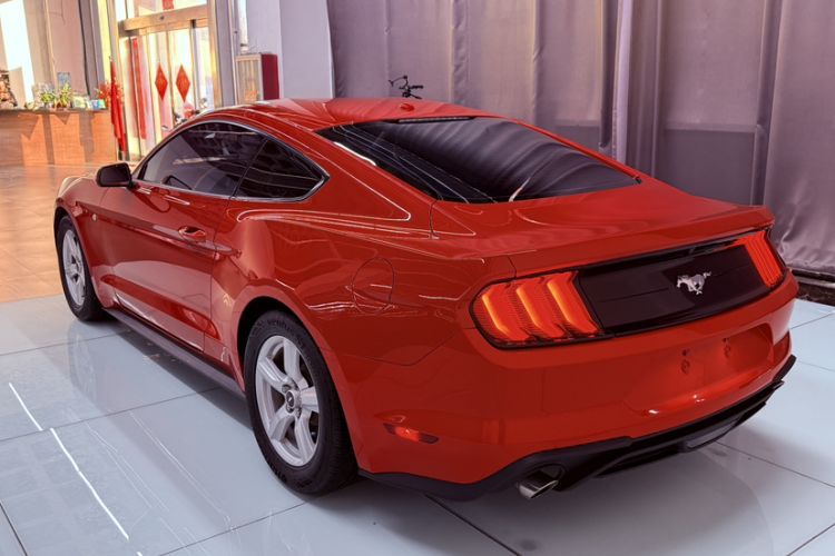 Used Ford Mustang 2018 2.3T Automatic Hardtop Standard Trim U.S. Specification Exterior 4