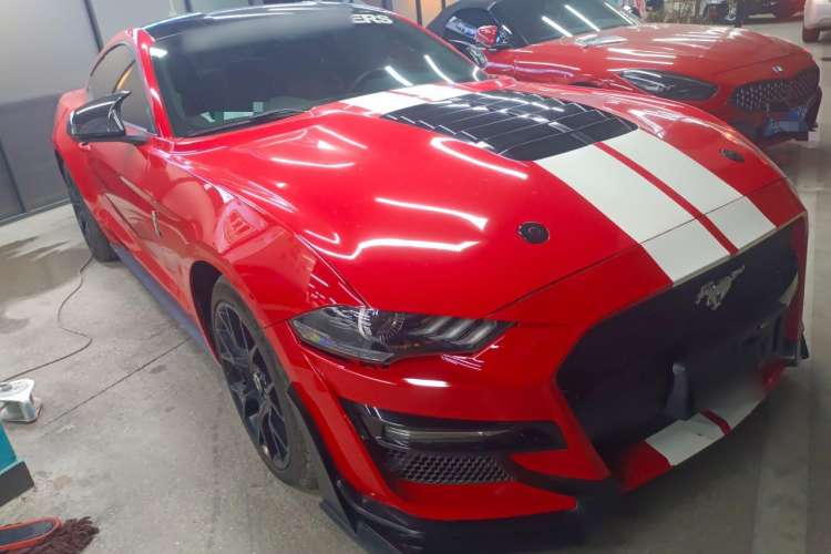 Used Ford Mustang 2018 2.3L EcoBoost Front Right 45 Deg