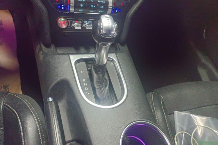 Used Ford Mustang 2018 2.3L EcoBoost Gear Lever