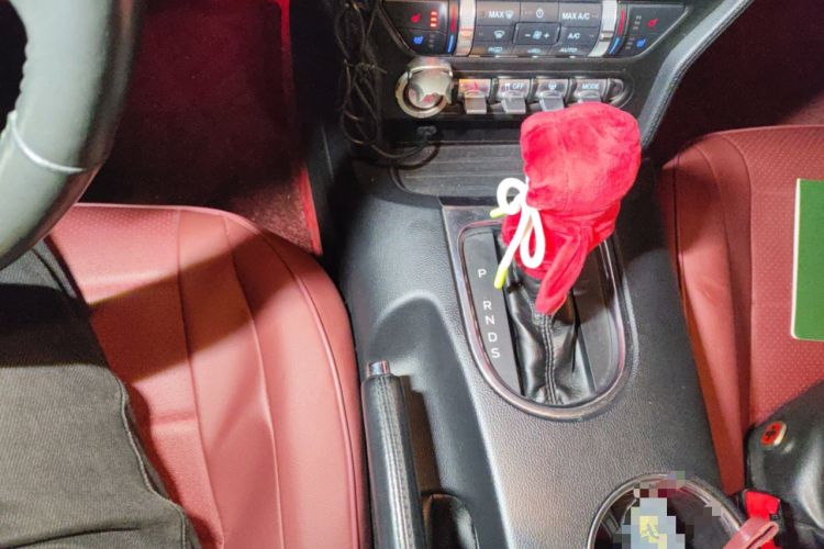 Used Ford Mustang 2018 2.3L EcoBoost Gear Lever