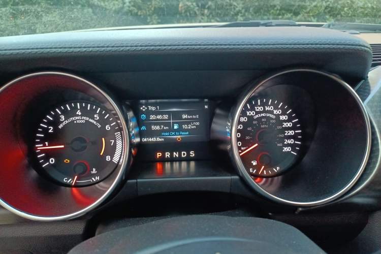 Used Ford Mustang 2018 2.3T Automatic Hardtop Standard Trim U.S. Specification Instrument Cluster