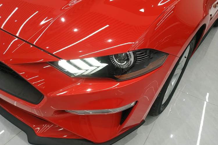Used Ford Mustang 2018 2.3T Automatic Hardtop Standard Trim U.S. Specification Left Front Headlight