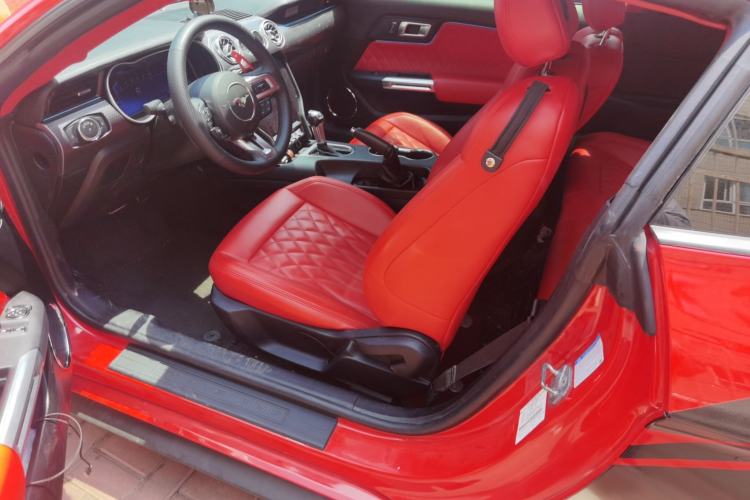 Used Ford Mustang  Left Front Seat