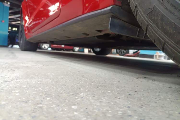 Used Ford Mustang 2018 2.3L EcoBoost Left Side Sill