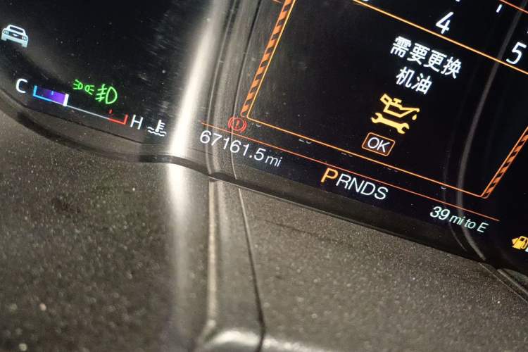 Used Ford Mustang 2018 2.3L EcoBoost Odometer Close Up