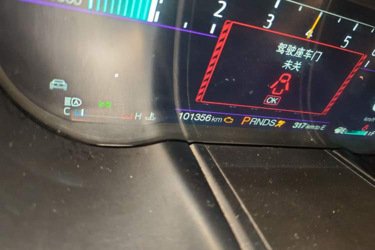 Used Ford Mustang 2018 2.3L EcoBoost Odometer Close Up