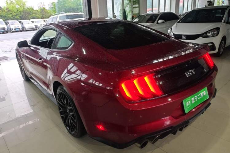 Used Ford Mustang 2018 2.3T Automatic Hardtop Standard Trim U.S. Specification Rear Left 45 Deg