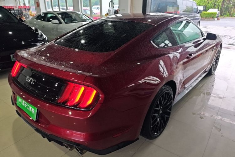 Used Ford Mustang 2018 2.3T Automatic Hardtop Standard Trim U.S. Specification Rear Right 45 Deg