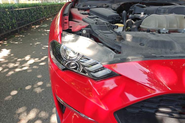 Used Ford Mustang 2018 2.3L EcoBoost Right Front Headlight