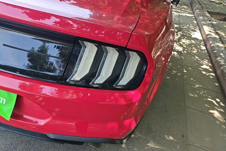 Used Ford Mustang 2018 2.3L EcoBoost Right Rear Taillight