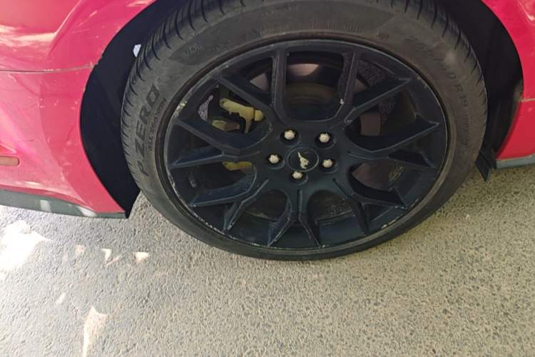 Used Ford Mustang 2018 2.3L EcoBoost Right Rear Wheel Hub