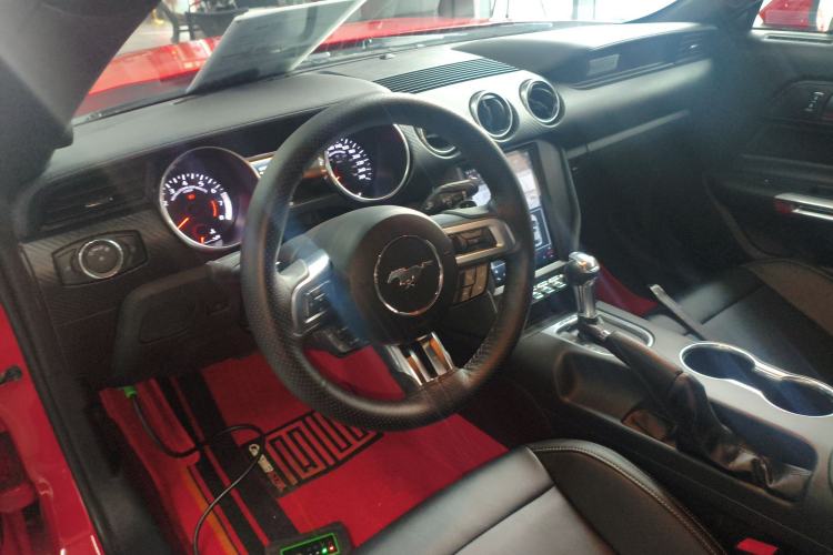Used Ford Mustang 2018 2.3T Automatic Hardtop Standard Trim U.S. Specification Steering Wheel
