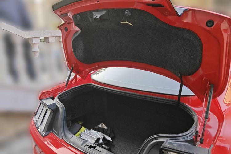Used Ford Mustang 2018 2.3L EcoBoost Trunk