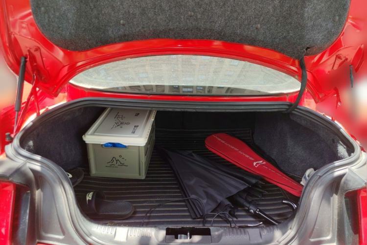 Used Ford Mustang  Trunk