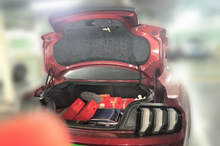 Used Ford Mustang 2018 2.3L EcoBoost Trunk