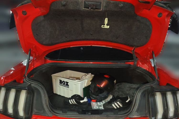 Used Ford Mustang 2018 2.3L EcoBoost Trunk
