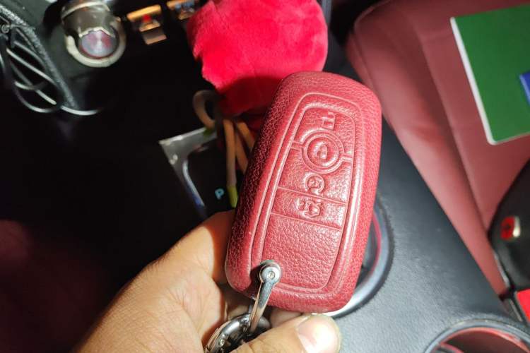 Used Ford Mustang 2018 2.3L EcoBoost Vehicle Key