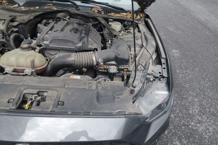Used Ford Mustang 2018 2.3L EcoBoost Engine Bay Left