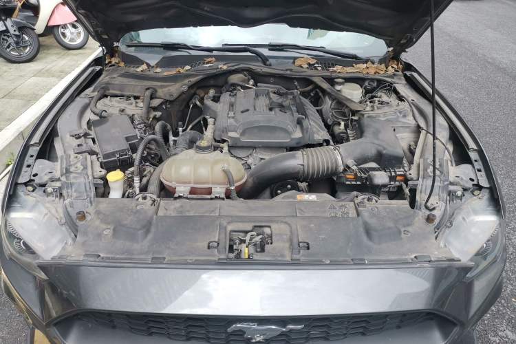 Used Ford Mustang 2018 2.3L EcoBoost Engine Bay
