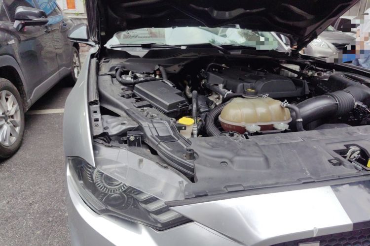 Used Ford Mustang 2018 2.3L EcoBoost Engine Bay Right