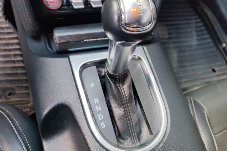 Used Ford Mustang 2018 2.3L EcoBoost Gear Lever