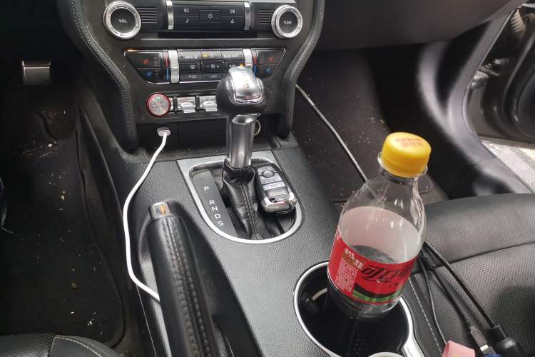Used Ford Mustang 2018 2.3L EcoBoost Gear Lever