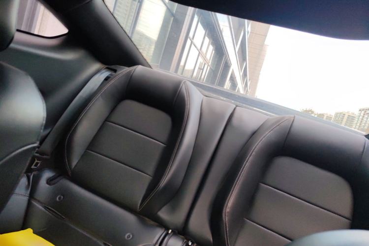 Used Ford Mustang 2018 2.3L EcoBoost Interior 4