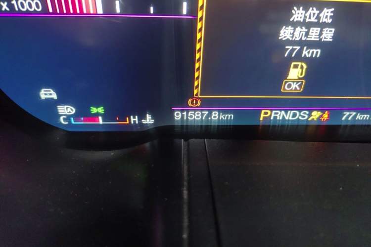 Used Ford Mustang 2018 2.3L EcoBoost Odometer Close Up