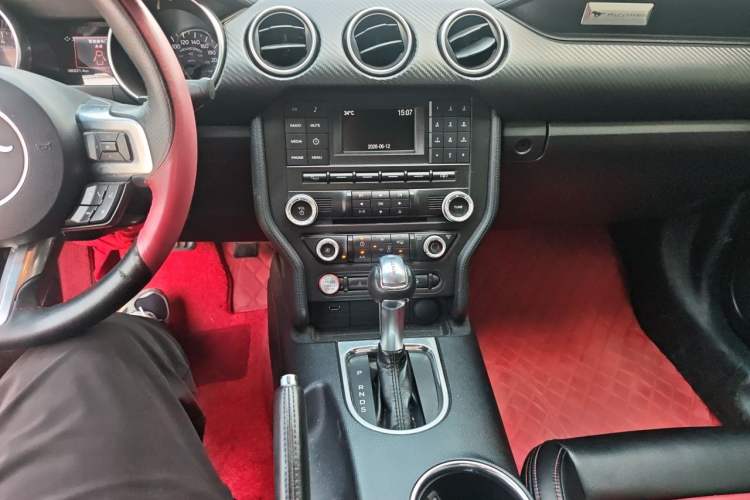 Used Ford Mustang  Audio And AC Panel
