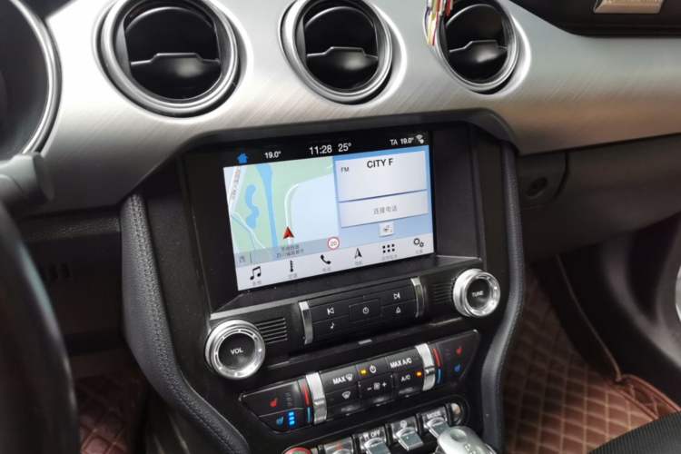 Used Ford Mustang 2018 2.3L EcoBoost Audio And AC Panel