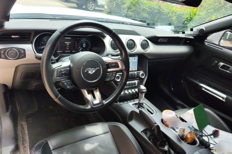 Used Ford Mustang 2018 2.3L EcoBoost Center Console