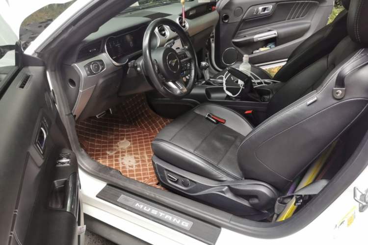 Used Ford Mustang 2018 2.3L EcoBoost Driver Seat