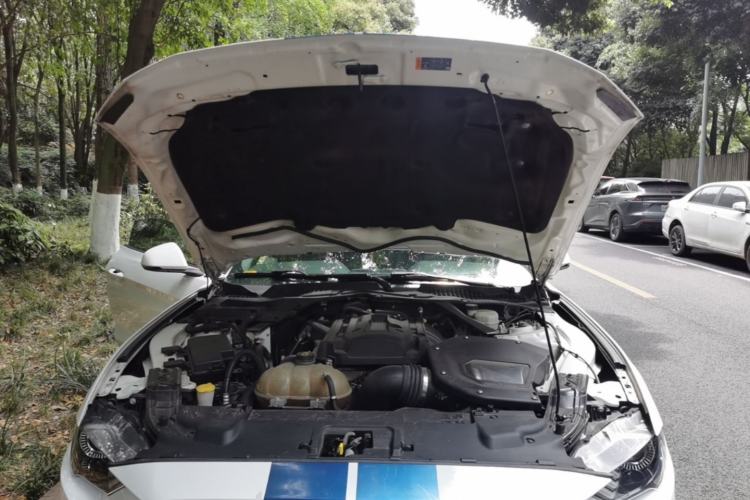 Used Ford Mustang 2018 2.3L EcoBoost Engine Bay