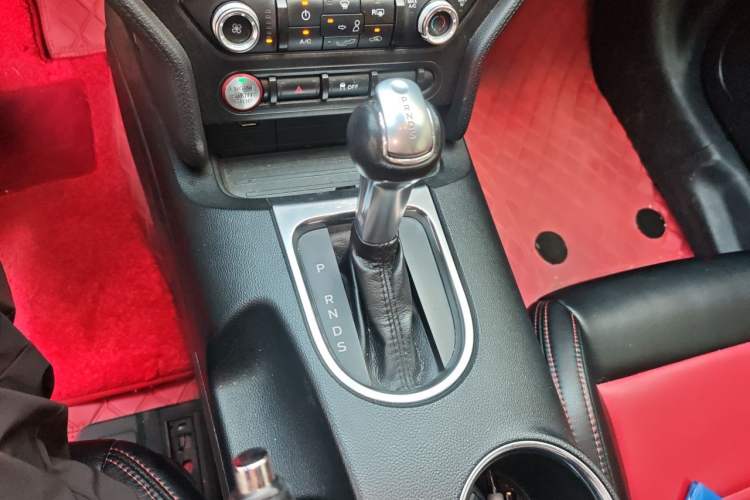 Used Ford Mustang  Gear Lever