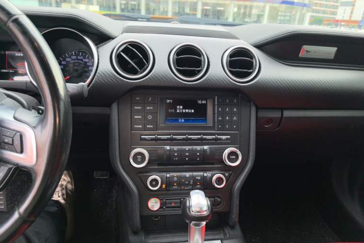 Used Ford Mustang  Audio And AC Panel
