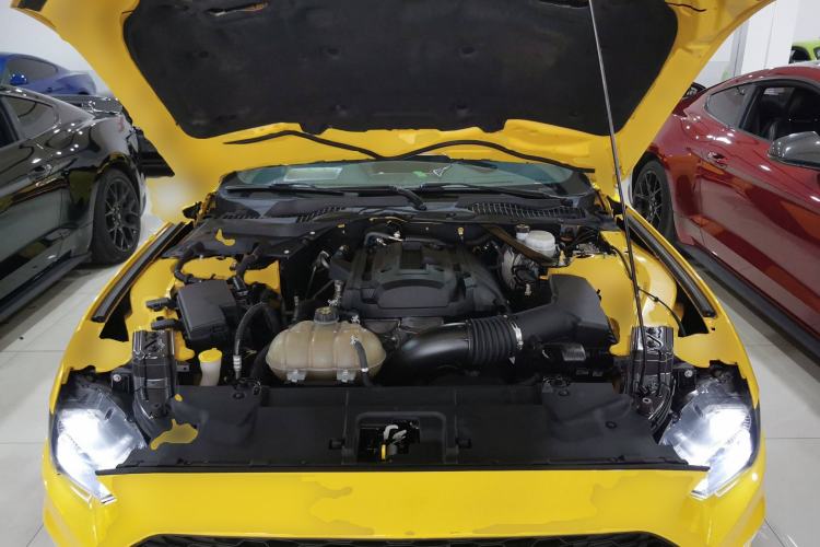 Used Ford Mustang 2018 2.3L EcoBoost Engine Bay