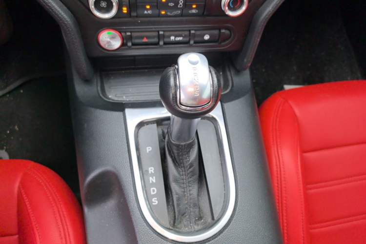 Used Ford Mustang  Gear Lever