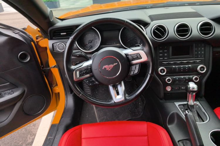 Used Ford Mustang  Steering Wheel