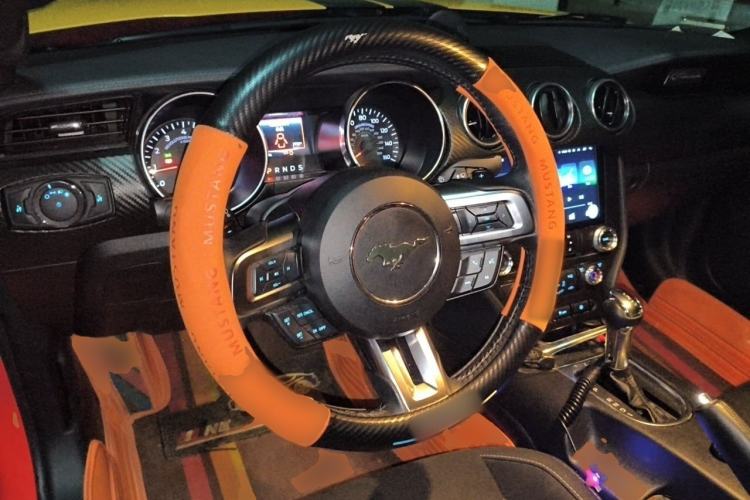Used Ford Mustang 2018 2.3T Automatic EcoBoost Hardtop U.S. Specification Steering Wheel