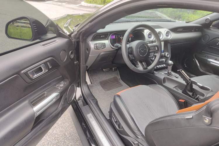 Used Ford Mustang 2019 2.3L EcoBoost Driver Seat