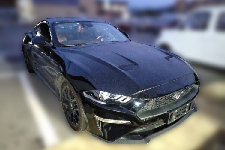 Used Ford Mustang 2019 2.3L EcoBoost Front Right 45 Deg