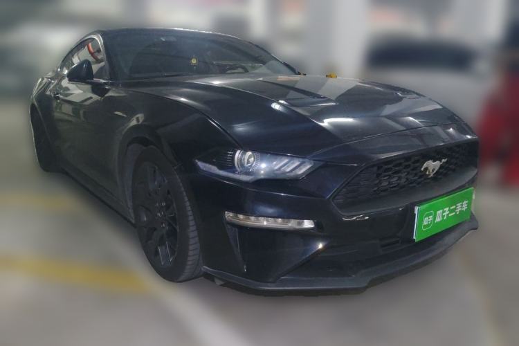 Used Ford Mustang 2019 2.3L EcoBoost Front Right 45 Deg