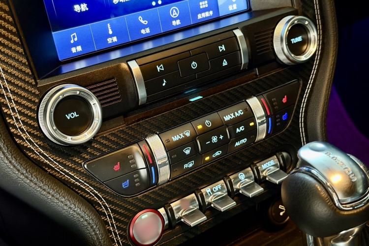 Used Ford Mustang 2019 2.3L EcoBoost Interior 3