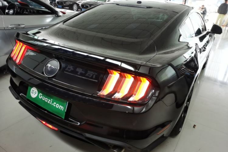Used Ford Mustang 2019 2.3L EcoBoost Rear Right 45 Deg