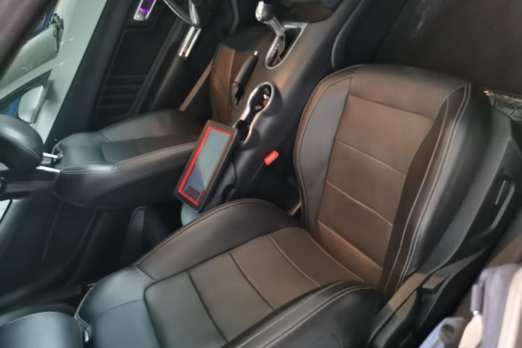 Used Ford Mustang 2019 2.3L EcoBoost Right Front Seat