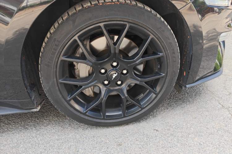 Used Ford Mustang 2019 2.3L EcoBoost Right Front Wheel Hub